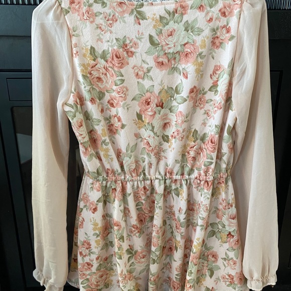 Liz Lisa Top size XS/S - Picture 3 of 3